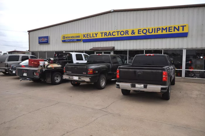013 doy kelly tractor dk 0915.webp?alt=kelly+tractor+and+equipment+exterior+ +longview%2c+tex