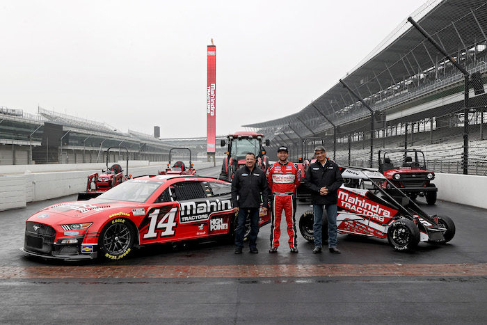 Mahindra NA Partners with Steward-Haas Racing.JPG