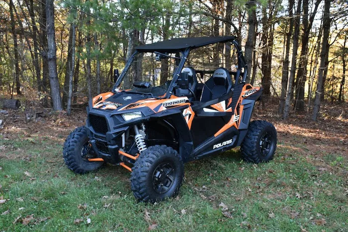 Curtis Cab Polaris RZR 1000