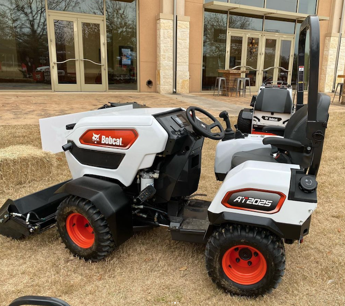 bobcat articulated tractor