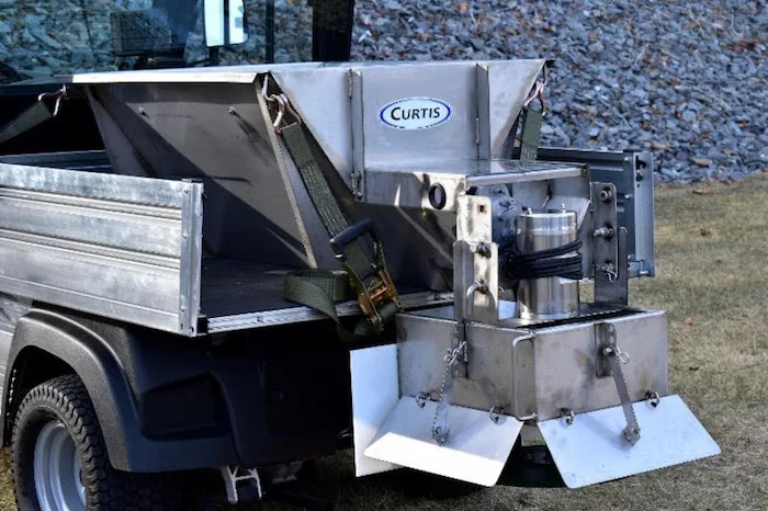 curtis salt spreader