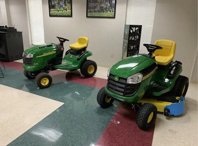 Who Makes John Deere Lawn Mowers: Unveiling the Trusted Manufacturer