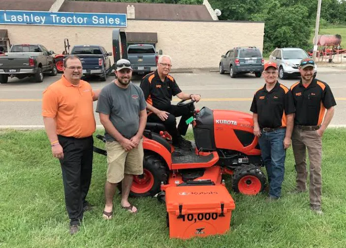 10,000th Tractor and Prize