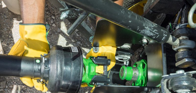 John Deere Quik-Knect System Awarded with 2020 AE50 Award