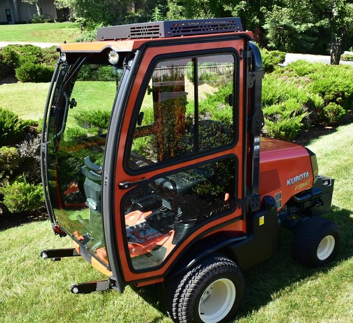 Curtis Industries Now Offers Air Conditioning for Kubota F3990 Front
