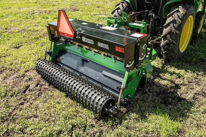 John Deere Frontier RT30 Gear-Driven Rotary Tiller_1019 copy