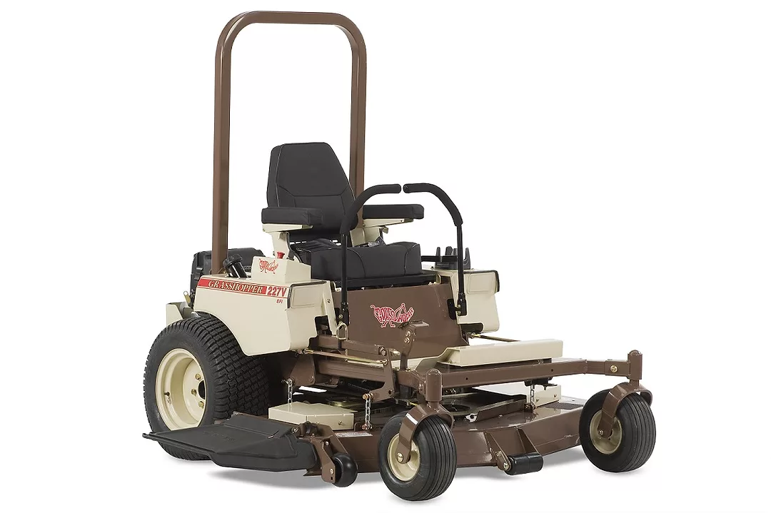 Grasshopper 227 V EFI