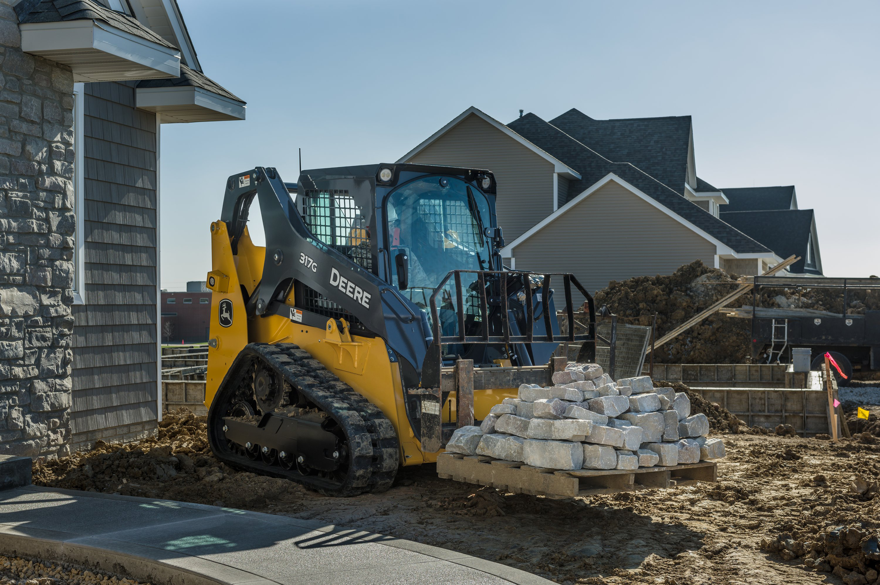 John Deere skid steer 317G