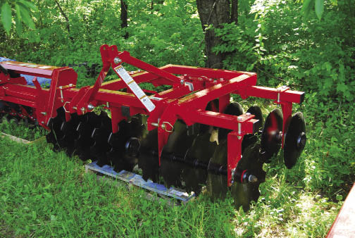 Lefemine utilizes a variety of attachments to address the needs of habitat tasks, which range from planting to fence building to tree clearing. 